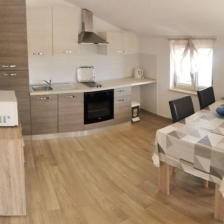 Apartments Slisko Πόρετς Εξωτερικό φωτογραφία